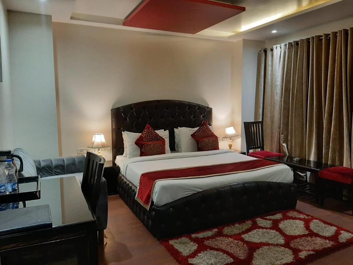 Karan Holidays Delhi  Extérieur photo
